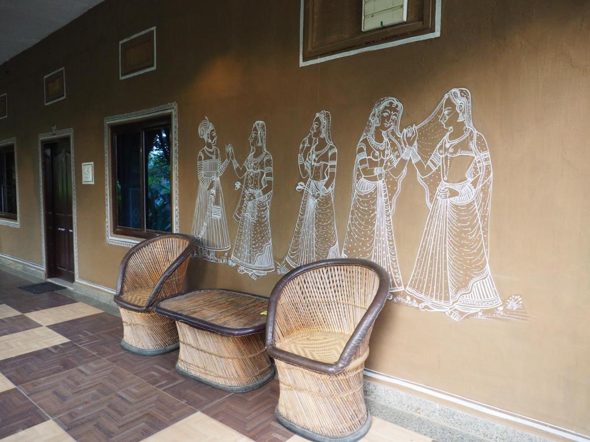 Pushkar Vela Resort Bagian luar foto