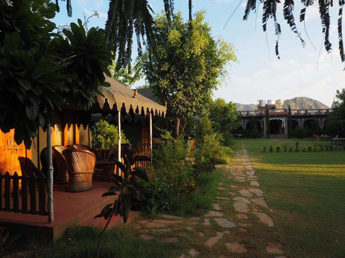 Pushkar Vela Resort Bagian luar foto