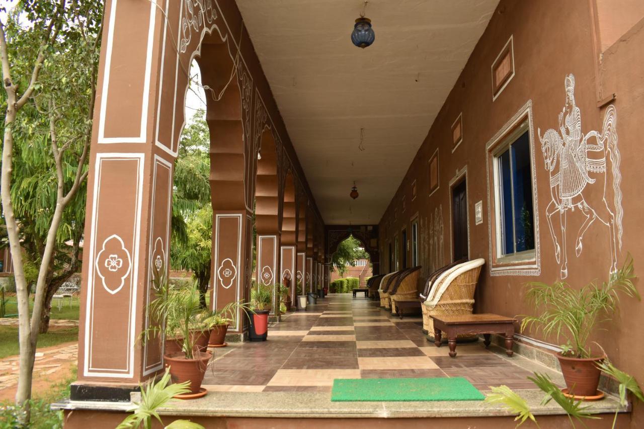 Pushkar Vela Resort Bagian luar foto